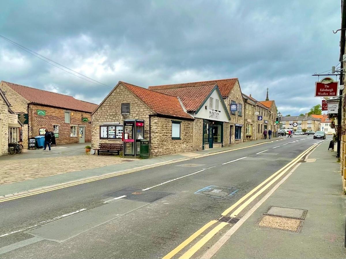 The Old Post Office - Central Helmsley With Parking Extérieur photo